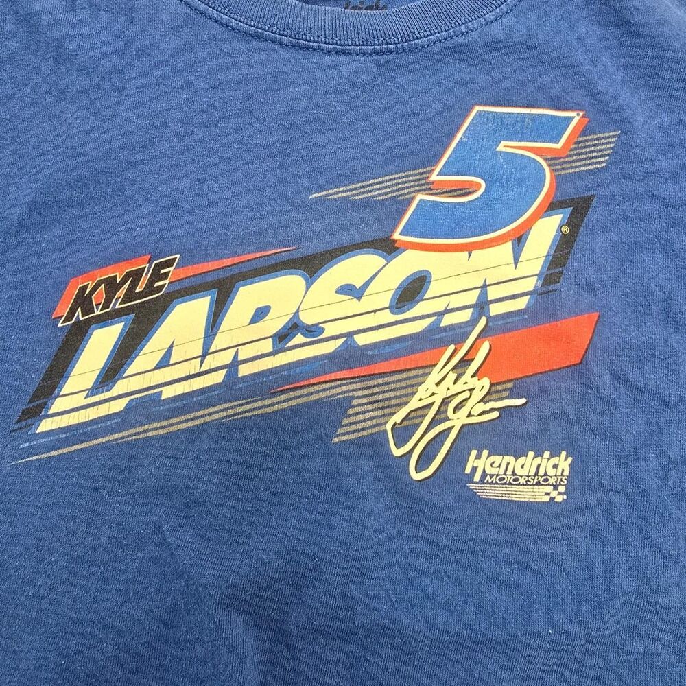 NASCAR Kyle Larson #5 Boys Youth Large blue cotton t-shirt with graphic